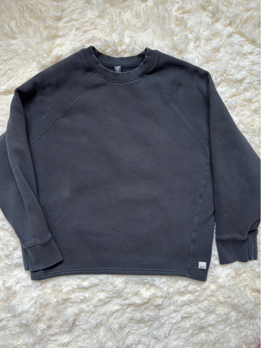 Vuori Women’s Crewneck Sweatshirt XS Black Organic Cotton Fleece